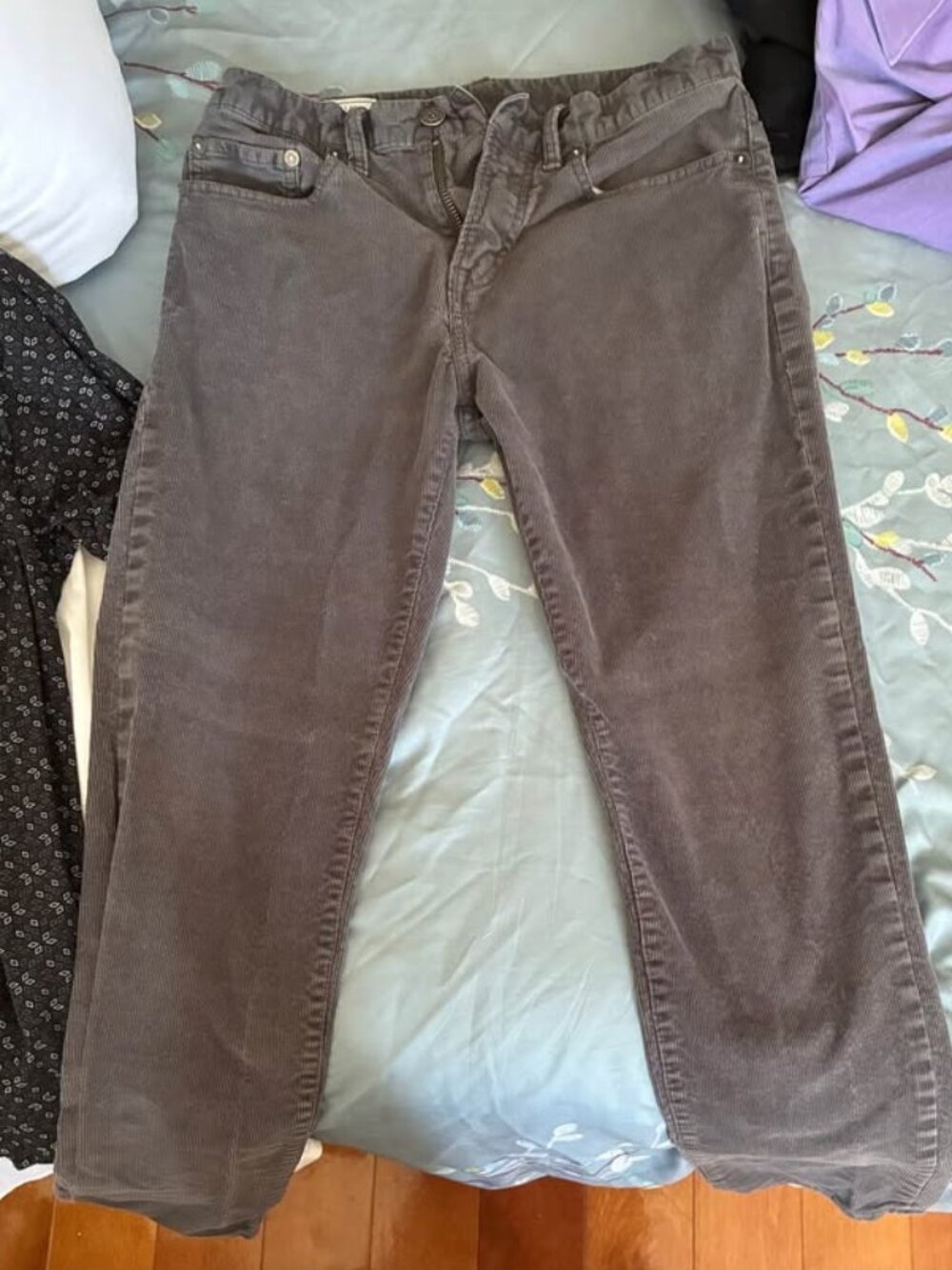 28 x 30 GAP slim cords